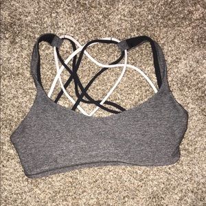 grey lululemon sports bra size 4!!